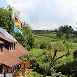 Wohnung #5 Mit Balkon - Zentrale Dennoch Ruhige Lage Mit Terrasse - Stadtbus Vor Der Tuer!