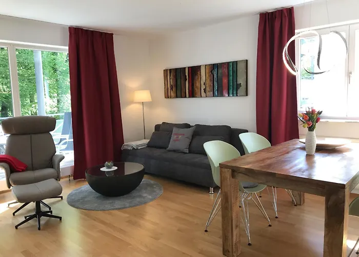 Ferienwohnung Seeglueck- Hochwertige Wohnung Im Villenviertel Mit Suedbalkon
