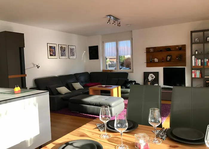 Ferienwohnung Central 1St Floor - Hochwertige Wohnung Mit Balkon Und Aufzug