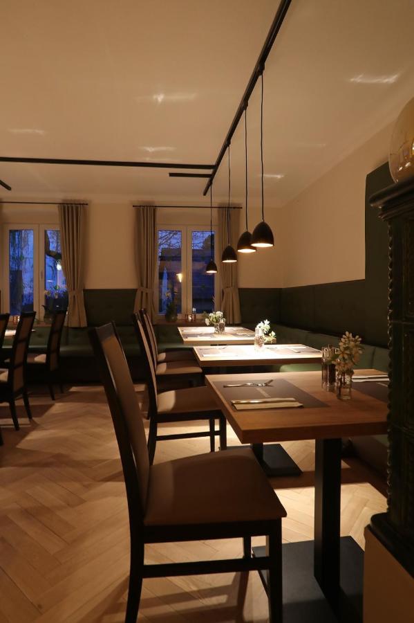 & Gutsgasthaus Koeberle *