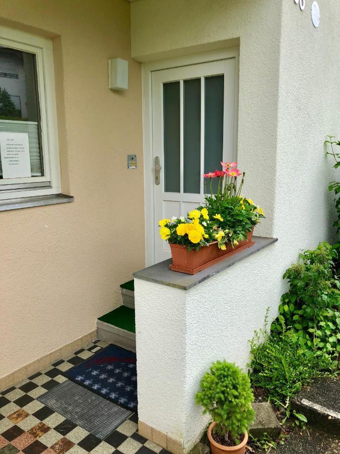 Apartment #5 Mit Balkon - Zentrale Dennoch Ruhige Lage Mit Terrasse - Stadtbus Vor Der Tuer! *