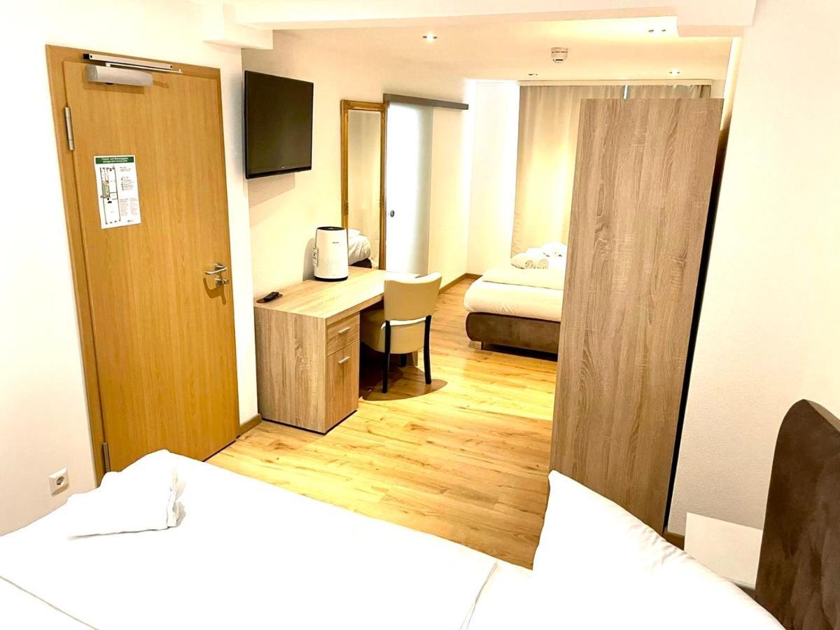 Anker Self-check-in Hotel 3*