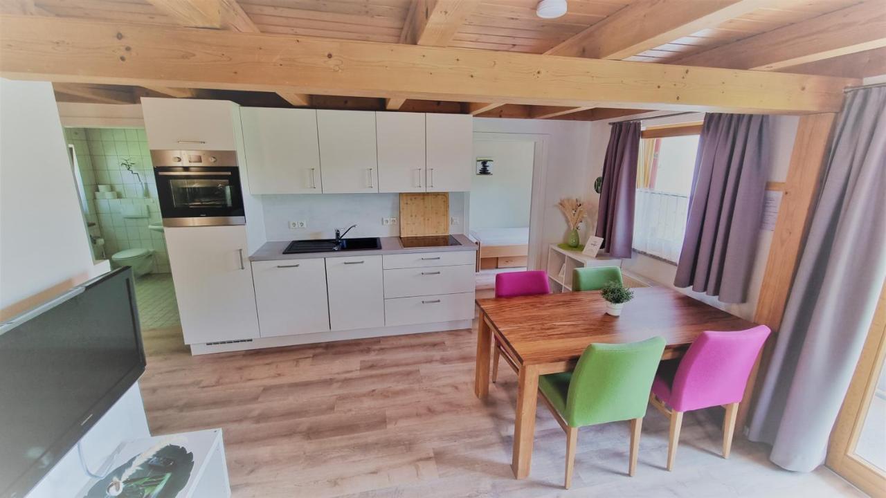 #5 Mit Balkon - Zentrale Dennoch Ruhige Lage Mit Terrasse - Stadtbus Vor Der Tuer! Apartment