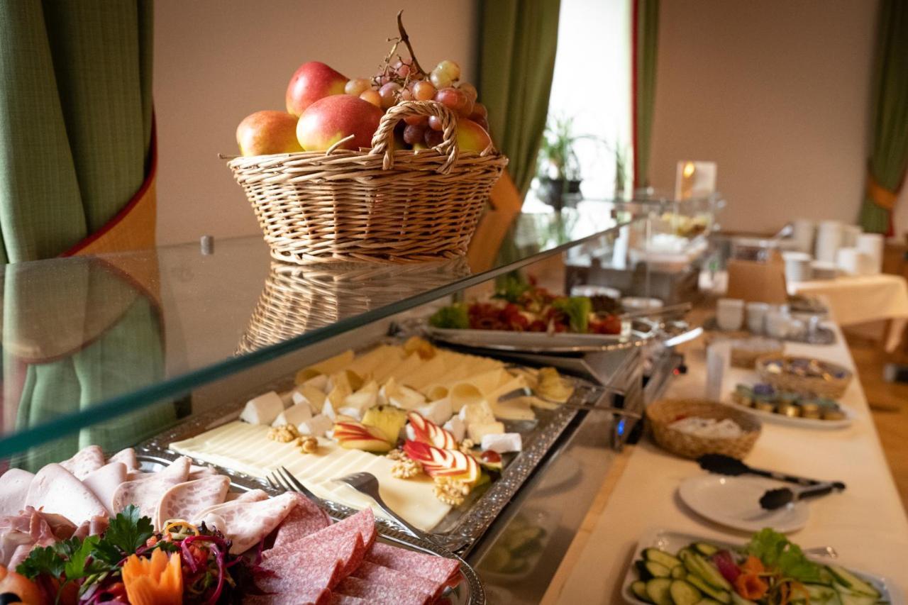 Hotel Stift 3*