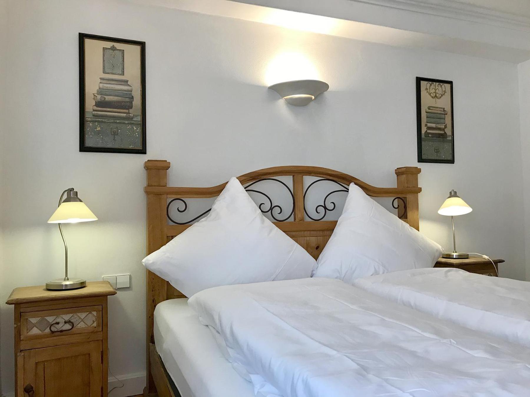Am Stadtpark Apartment *