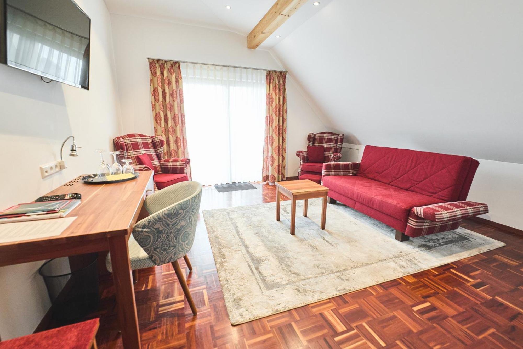Hornstein Hotel