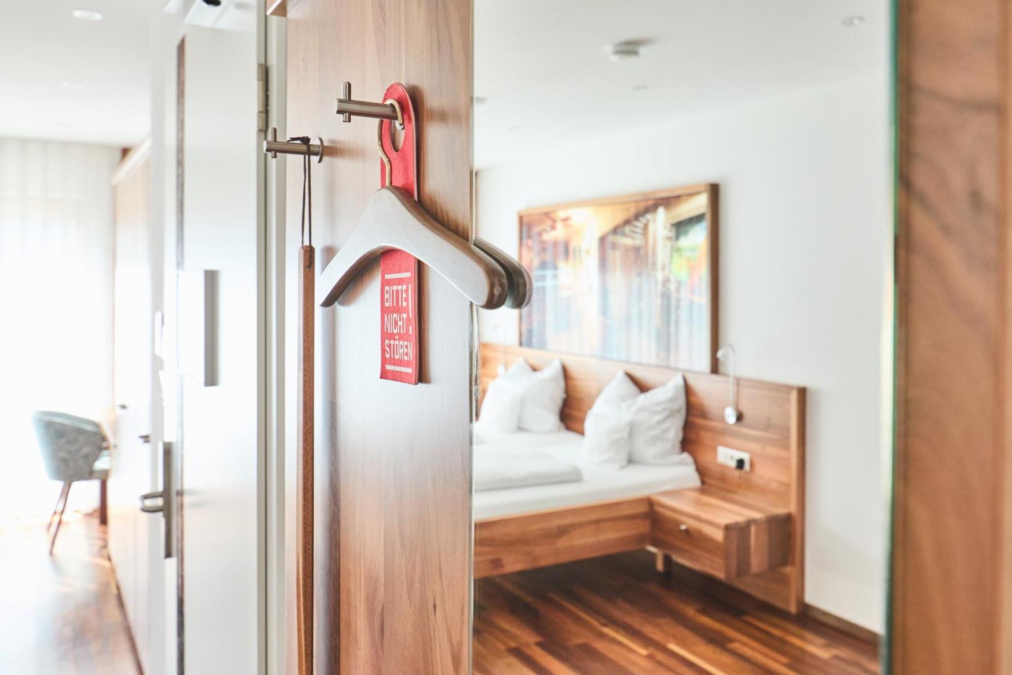 Hornstein Hotel *