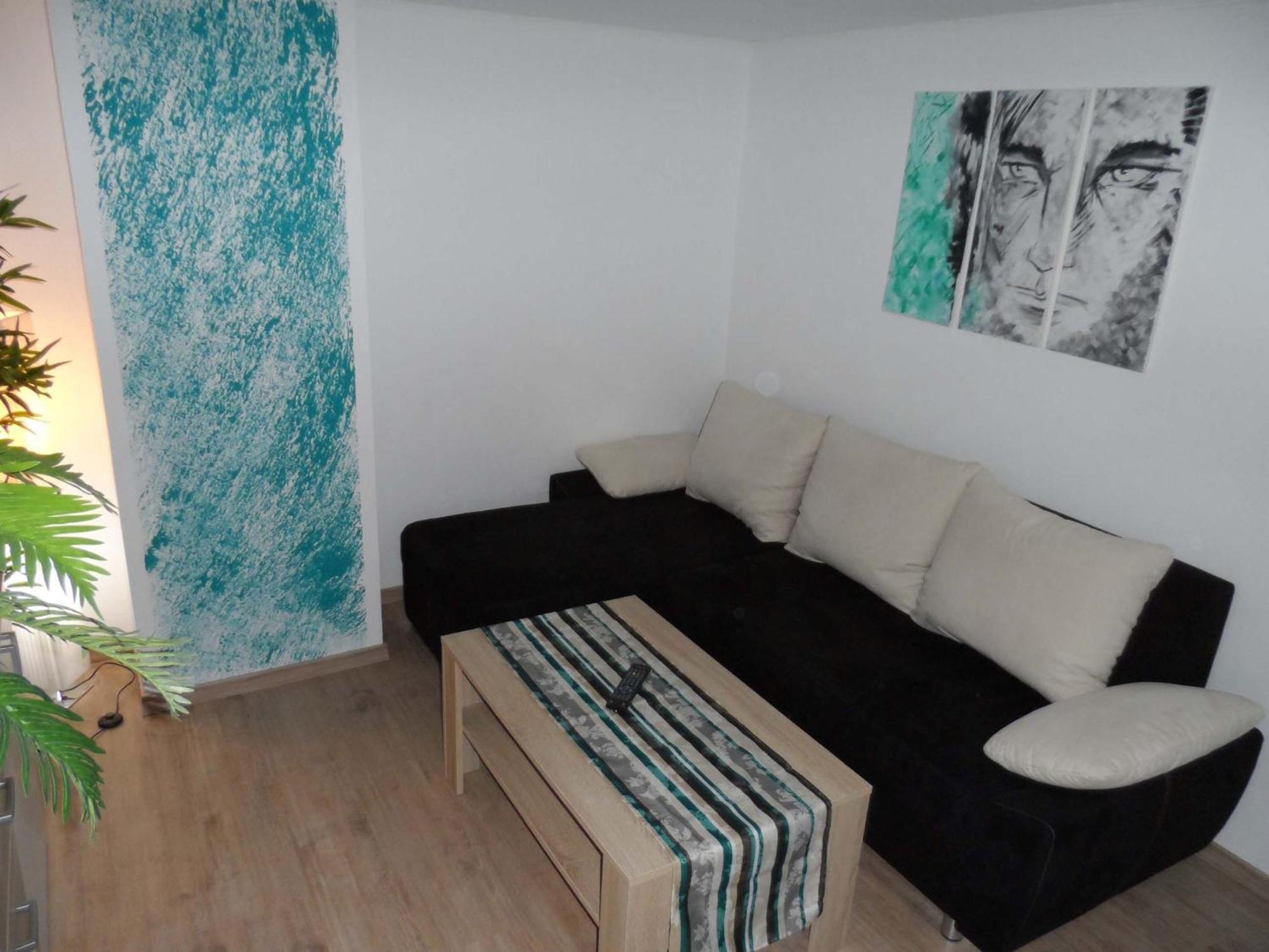 Braun Apartment