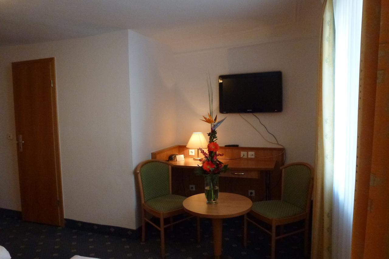 Möve Garni Lindau (Bodensee)
