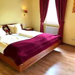 Hotel Garni Wiestor