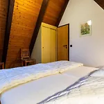 Ferienwohnpark Immenstaad Am Bodensee Nurdachhaus Typ 8 Ndt 006