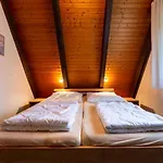 Ferienwohnpark Immenstaad Am Bodensee Nurdachhaus Typ 8 Ndt 032