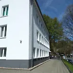 Linden 1