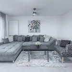 Exklusive (OG) Neubau-Ferienwohnung mit Fernsicht