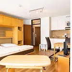 Ferienwohnpark Immenstaad am Bodensee Ein-Zimmer-Apartment 55 16