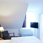 Augustin\'S Hotel