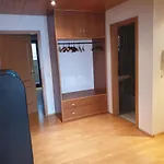 Wohnung Fuer 4 Personen, 2 Schlafzimmer, 2 Parkplaetze, Wlan