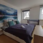 Apartment Close To Lake Ferienwohnung Seenah