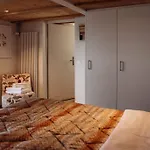 Seehueuesli Suite / Lake House Suite