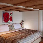 Seehueuesli Suite / Lake House Suite