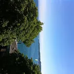 Das Fenster Am See, Schoene,Helle U. Gemuetliche Whg