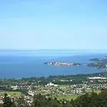 Lago Ferienwohnungen - Gruen