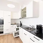 Exklusive 5,5 Zimmer Wohnung Fuer Familien Und Business