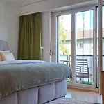 Gruenes 1-Zimmer-Appartement