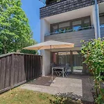 Ferienwohnpark Immenstaad Am Bodensee Zwei-Zimmer-Apartment 49 04