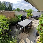 Cosi - Komfortables Privatzimmer Mit Grosser Terrasse Und Parkplatz