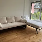 Urban Lodges - Studio Apartments Am Seerhein