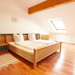 Hotel Hornstein - Weingut, Vinothek & Gastronomie