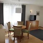 Gaestehaus Maeder Am Hafen