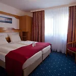 Hotel Knaus Am Hafen