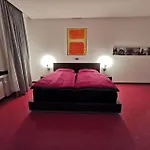 Hindenburg Hotel