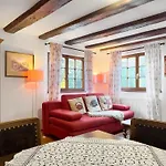 Villa Puppenhaus