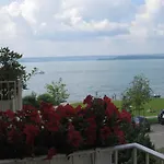 See Hotel Off