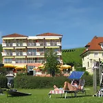 See Hotel Off