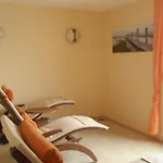 See Hotel Off