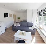 Etta Comfortable Holiday Residence