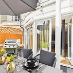 Hochwertige Ferienwohnung In Seenaehe Mit Terrasse & Vollausstattung