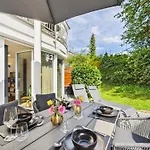Hochwertige Ferienwohnung In Seenaehe Mit Terrasse & Vollausstattung