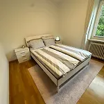 Private Room In Shared Apartment!