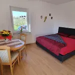 Fewo Linda - Gemuetliche Ferienwohnung In Direkter Bodenseenaehe