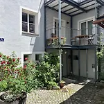 Im Rosenhof