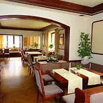 Hotel Koenigsaecker