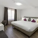 Hotel & Restaurant \