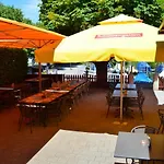 Hotel Schiff