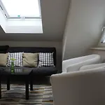 Ferienwohnung Anna - Charmante Ferienwohnung In Bevorzugter Lage