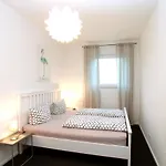 Ferienwohnung Kira In Friedrichshafen